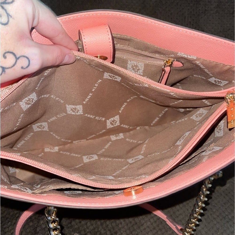 Anne Klein, coral purse, brand new with tags  - Picture 6 of 6